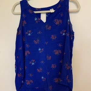 Old Navy v neck blue floral blouse
